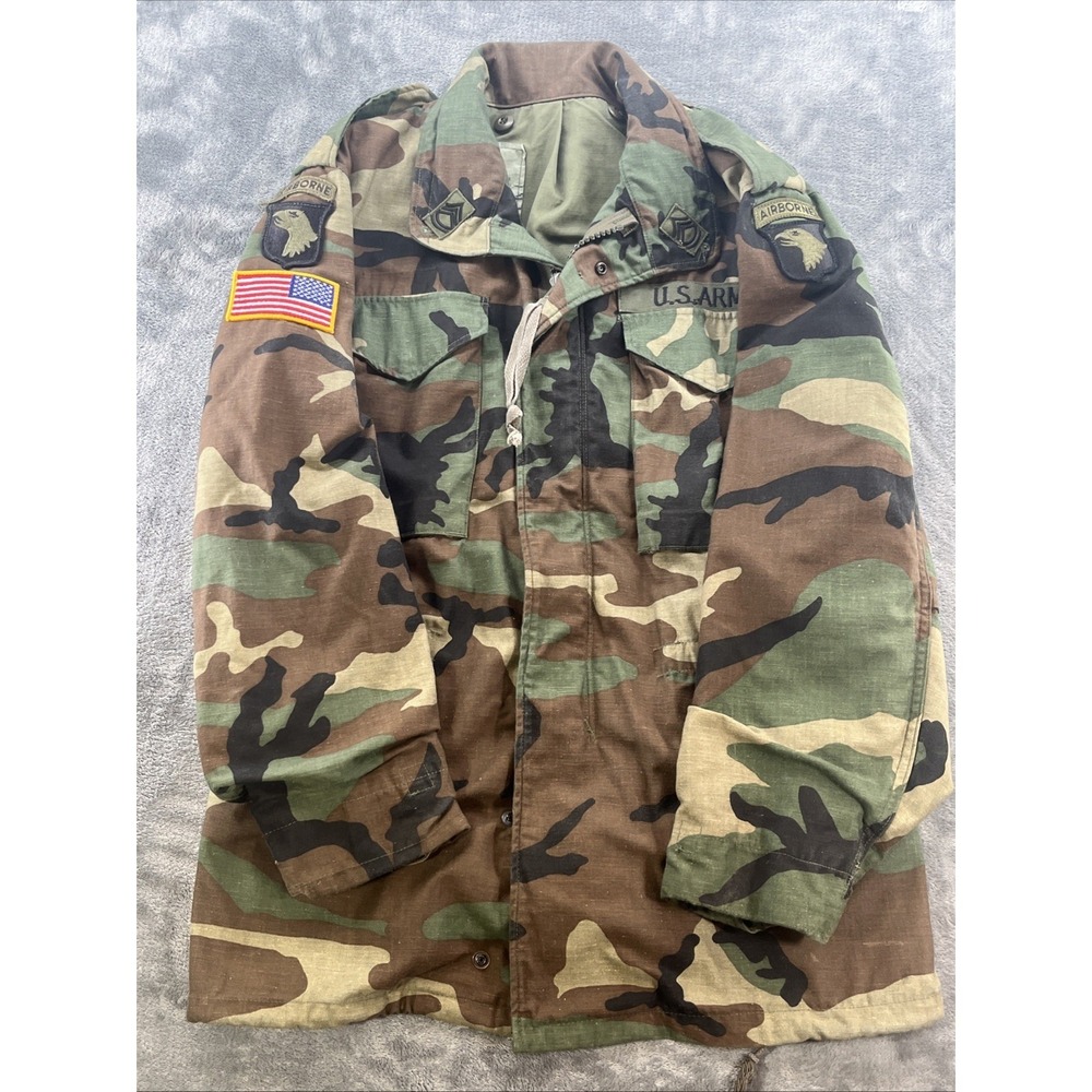 VTG US Army M65 Field Jacket Woodland Camo Small Regular 101st Airborne E-7 Rank